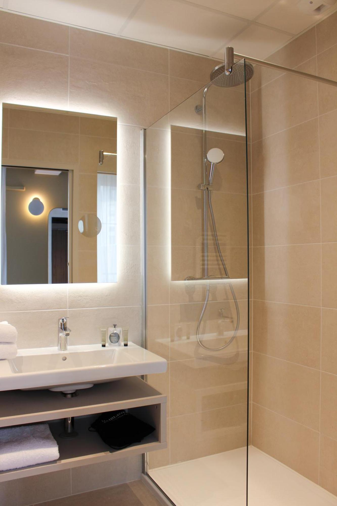 Brit Hotel Limoges Centre Gare Dış mekan fotoğraf